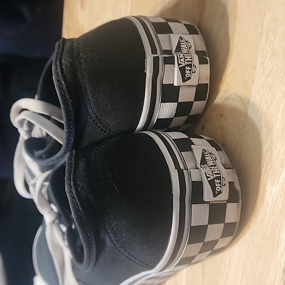 VANS checkered shoes - Picture 4 of 8